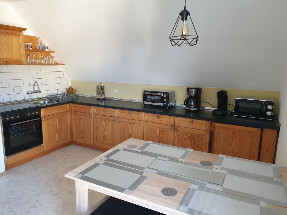 Grosszuegige Ferienwohnung In ฟูร์ท อิม วัลด์ ภายนอก รูปภาพ
